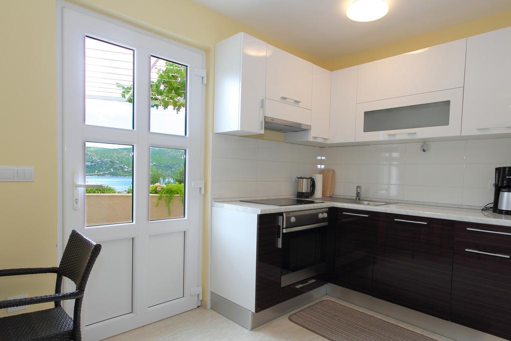 Apartments Barbara سلانو الغرفة الصورة
